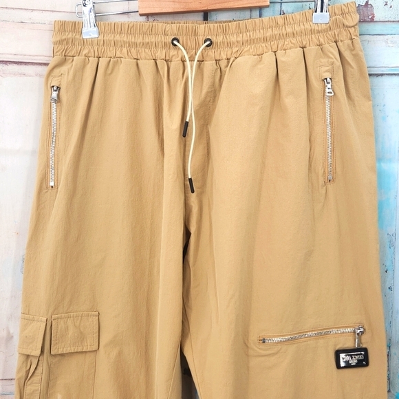 Well Known Studios Astor Place Cargo Pant - Picture 3 of 8